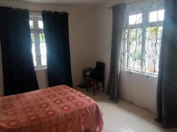 7 Bedroom House