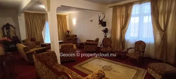 Sodnac Quatre Bornes fully furnished 6 bedrooms house. Freehold plot of land 475 sqm. (Sole Mandate)