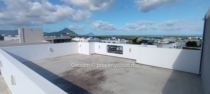 Flic en Flac Morc Ruisseau Palmyre Brand new 2 bedrooms fully furnished ground floor flat. Available now. (Sole Mandate)